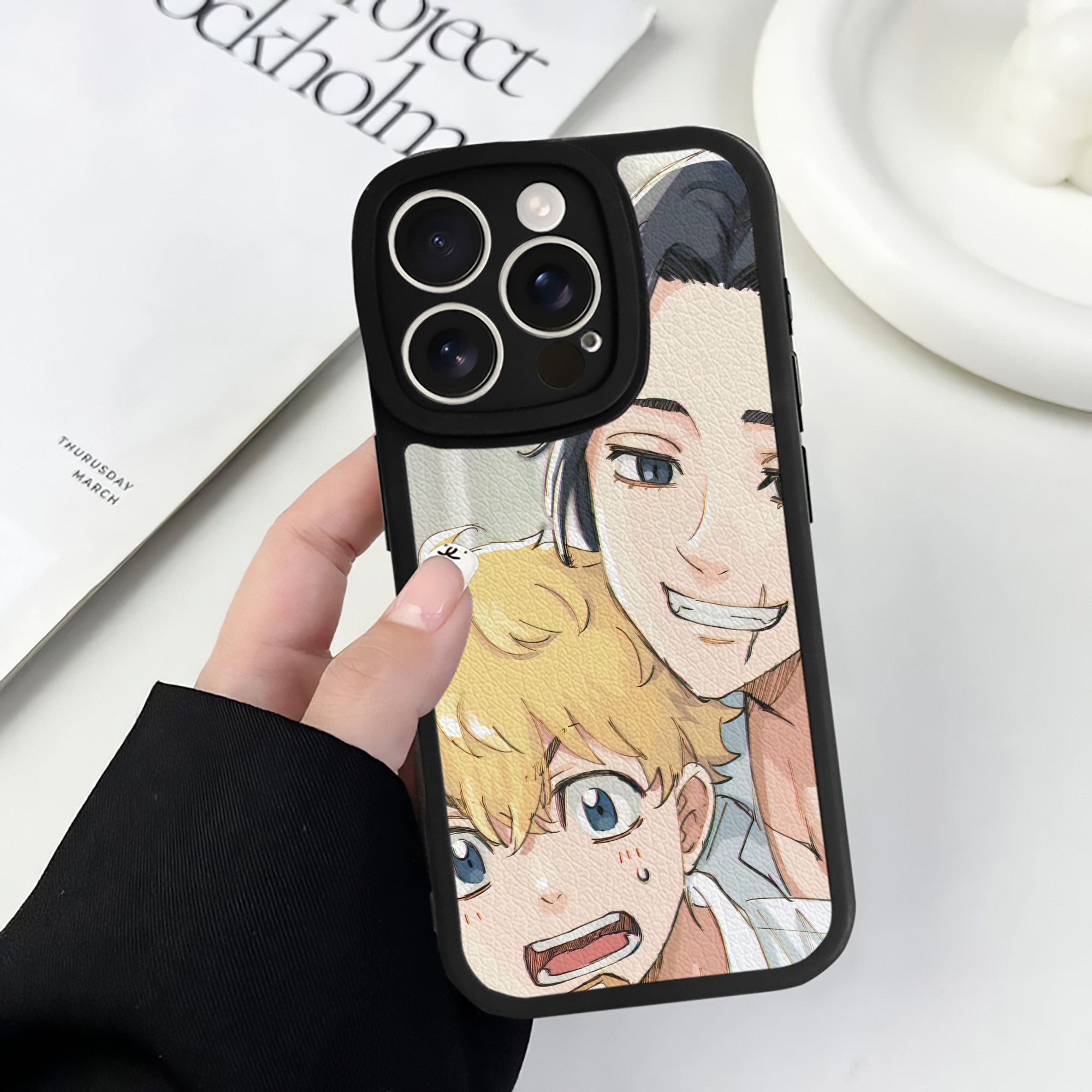 （画像用） 東京リベンジャーズ Tokyo Revengers 【iPhone 16シリーズ対応】シリコンスマホケース（レザー調） 材質：シリコン